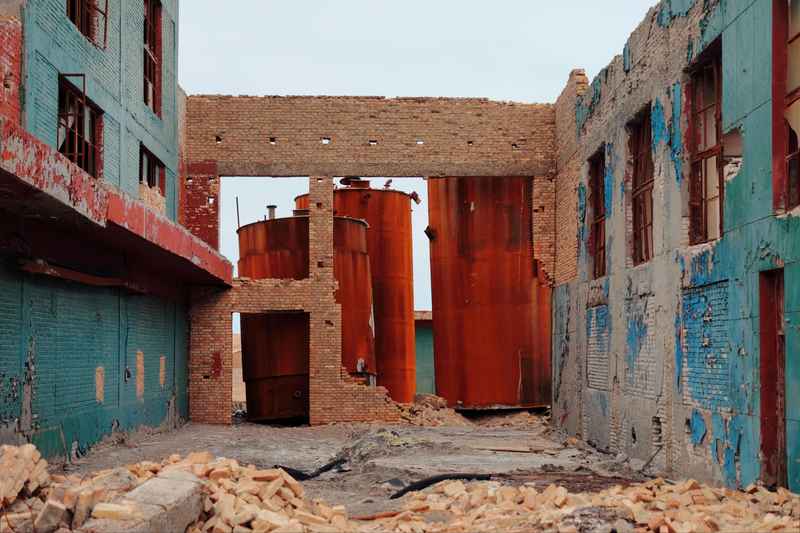  中国第一石油之都，为何沦为“鬼城” 新闻