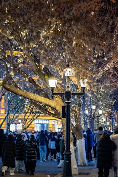  中东局势骤变，黑天鹅冲击全球市场；A股何以相对稳健。 股票财经 中东局势骤变，黑天鹅冲击全球市场；A股何以相对稳健。 股票财经 中东局势骤变，黑天鹅冲击全球市场；A股何以相对稳健。 股票财经 中东局势骤变，黑天鹅冲击全球市场；A股何以相对稳健。 股票财经