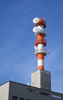  从股神人设到收割闭环；非法荐股手法不断翻新。 股票财经