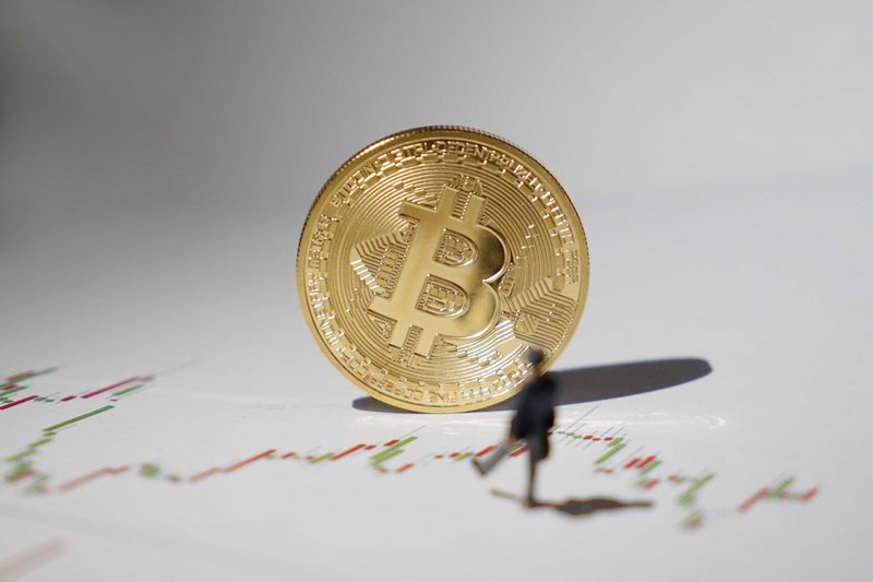  万亿资金盘崩盘预警：区块链投资的底层避坑逻辑 新闻