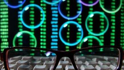  【深度复盘】道指收复失地背后的技术逻辑：AI芯片赛道如何重塑科技股估值体系 股票财经