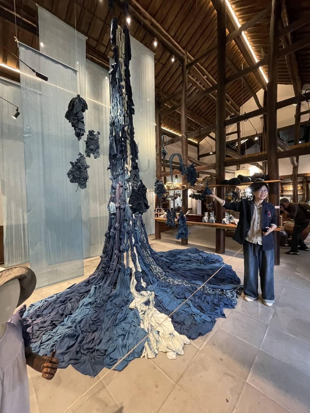  【技术解密】千年扎染技艺全流程深度剖析：自贡李子染艺术空间的非遗传承密码 文化旅游