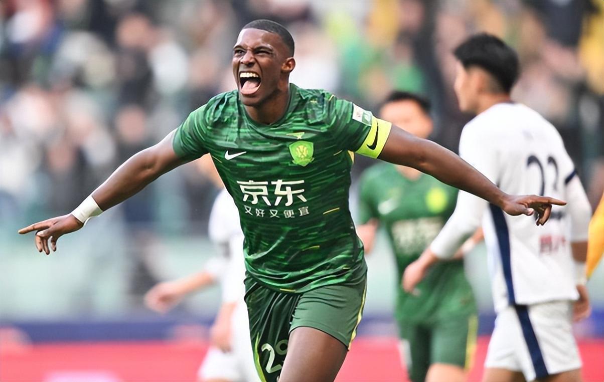  【战术复盘】拉莫斯伤退揭示国安防线深层危机：三大结构性漏洞如何撕裂争冠蓝图 体育新闻