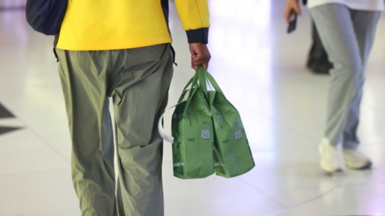  【深度解读】网络餐饮新规落地：平台责任边界全面厘清，食品安全的制度性变革已至 新闻