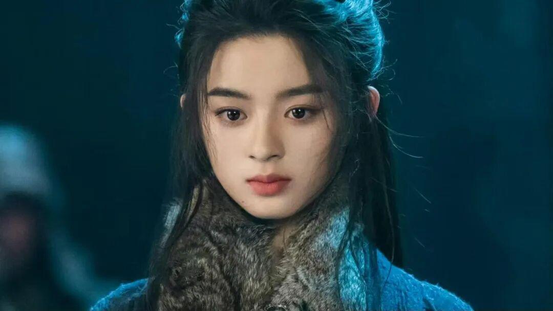 技术复盘：从“天价耳环”到《冰湖重生》——黄杨钿甜的舆论崩塌全链路分析