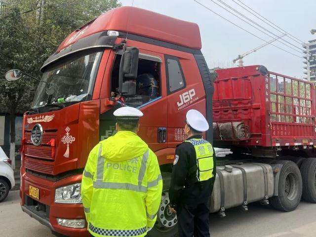  技术视角下的清明交通整治：数据驱动的执法逻辑与实战经验 汽车科技