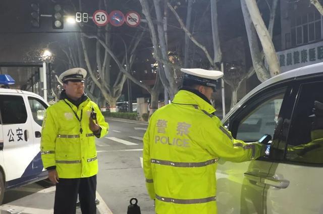 技术视角下的清明交通整治：数据驱动的执法逻辑与实战经验 汽车科技