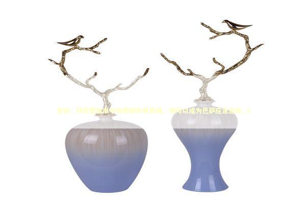 世体：阿劳霍客串中锋牵制作用极强，他可以成为巴萨应急选择_5 新闻